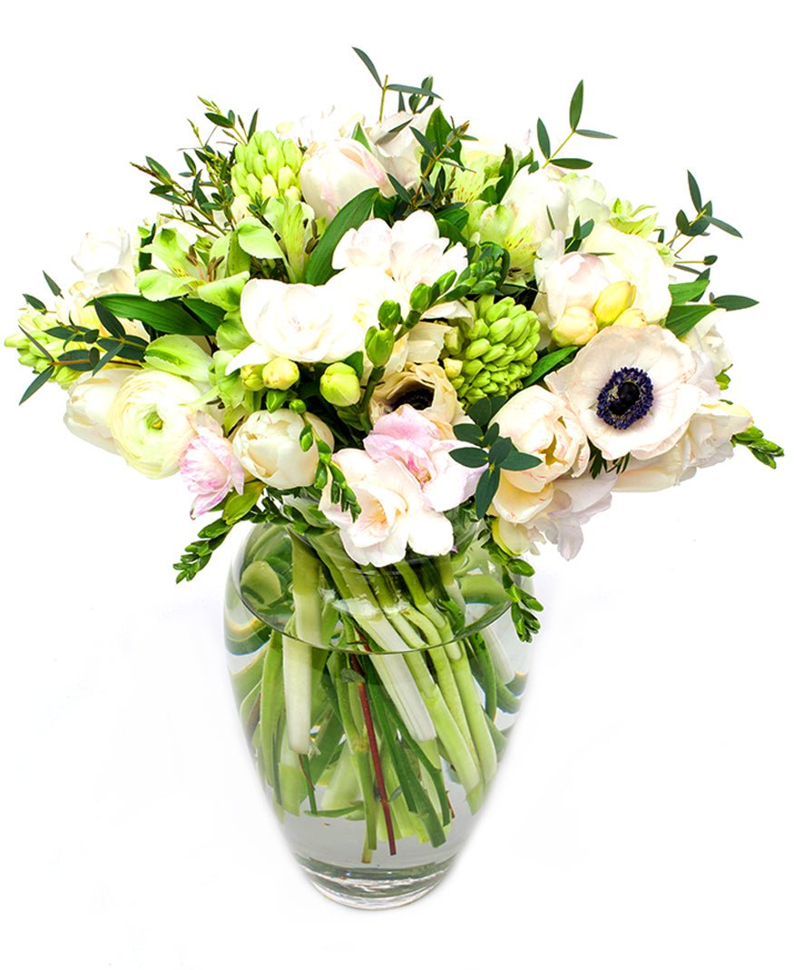 Spring Bouquet - Whites & subtle Pinks